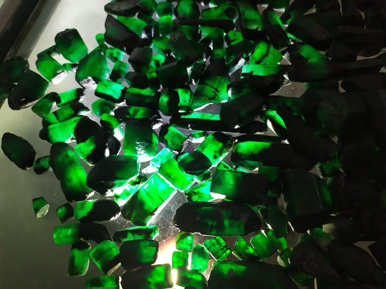 Emerald 04