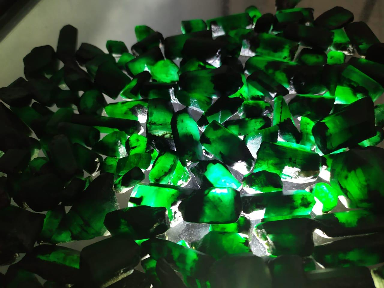 Emerald 05